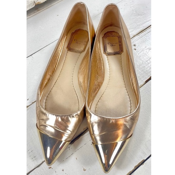 Christian Dior Gold Metallic Pointed Toe Flats - Picture 1 of 7